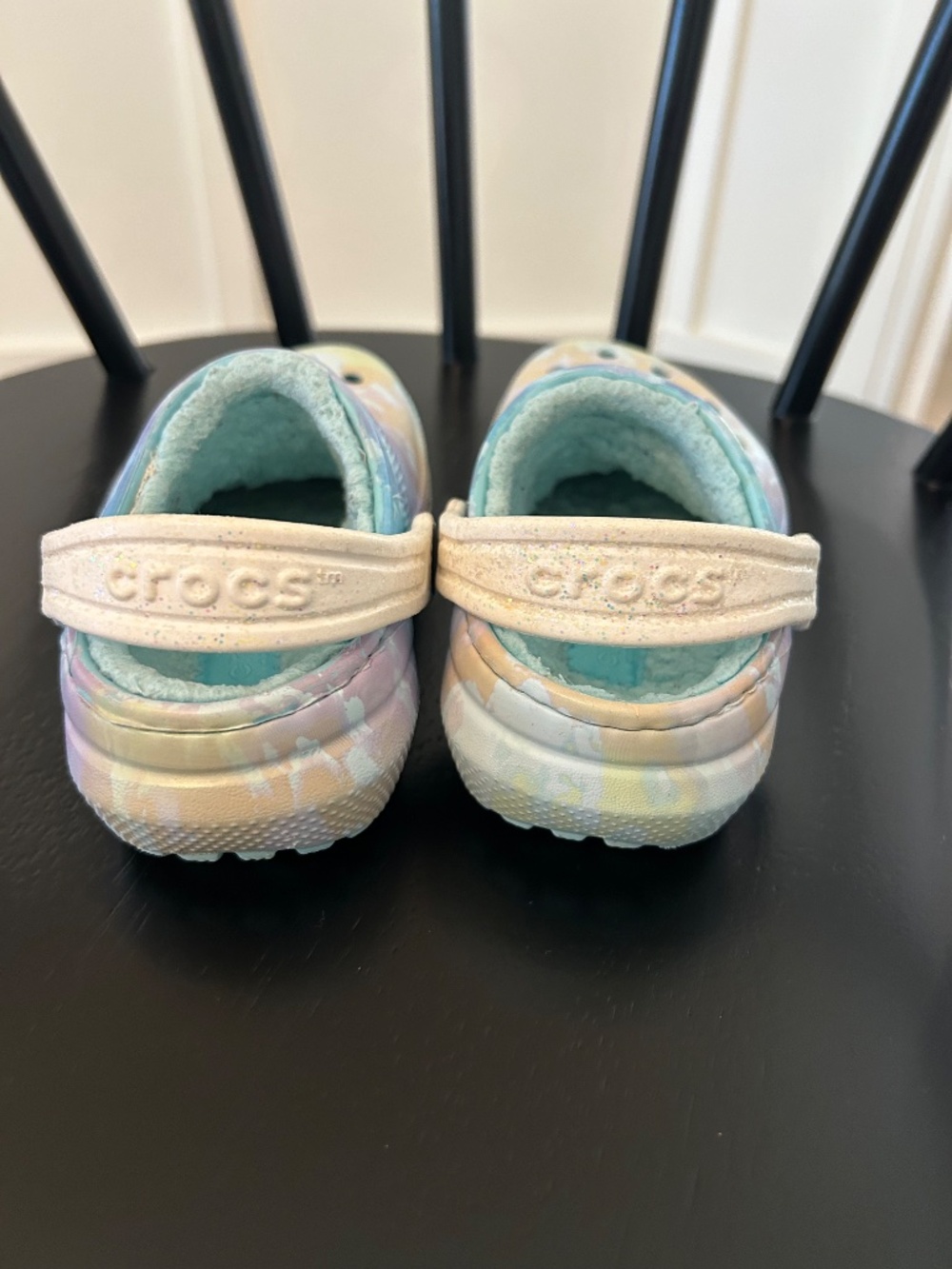 Toddler Crocs TieDye Glitter Straps C8 GUC - Picture 3 of 8